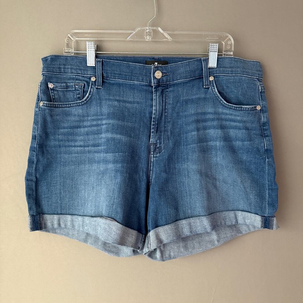 7 For All Mankind Coastal Relaxed Beachy Clean Denim Cuffed Shorts Blue 32